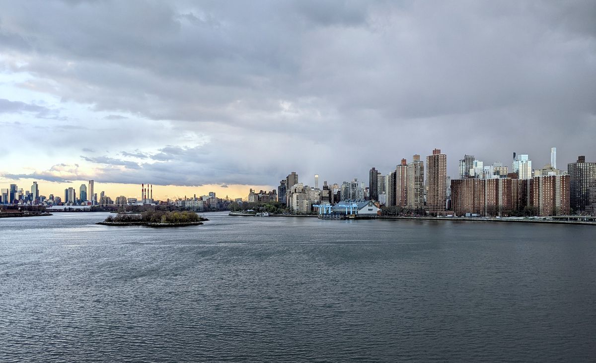 Manhattan and Queens from Wards Island Bridge