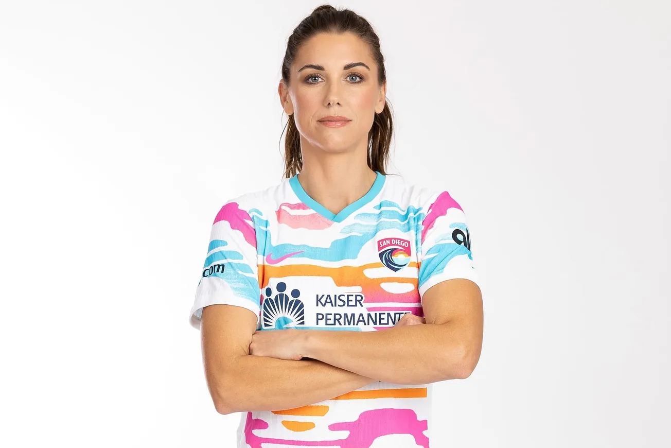 Alex Morgan wears the 2024 San Diego Wave away kit
